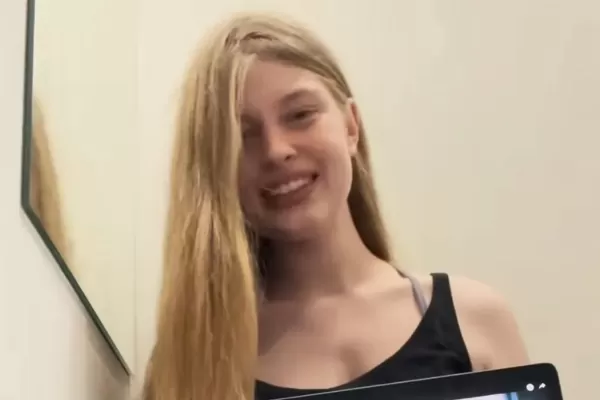 Cómo vive la hija de Elon Musk que no quiere el dinero de su padre