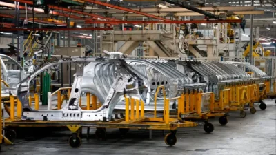 Planta automotriz en Buenos Aires volvió a suspender su actividad por caída de ventas